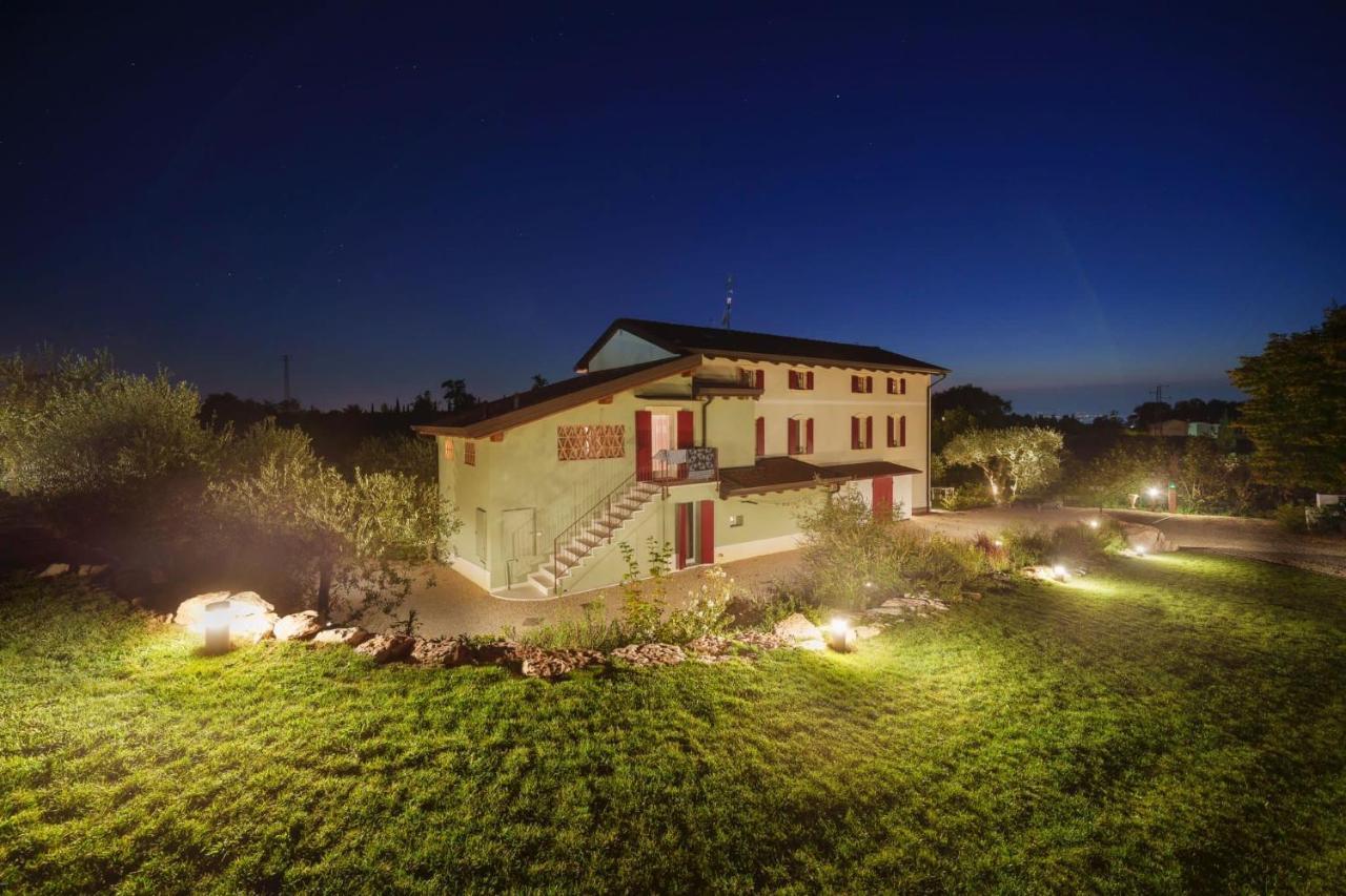Bed and Breakfast Residenza Vesentini à Pastrengo Extérieur photo