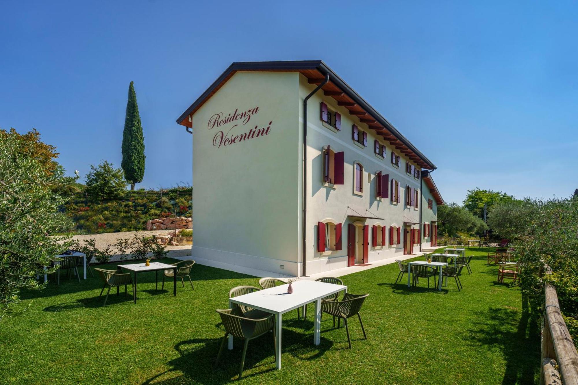 Bed and Breakfast Residenza Vesentini à Pastrengo Extérieur photo